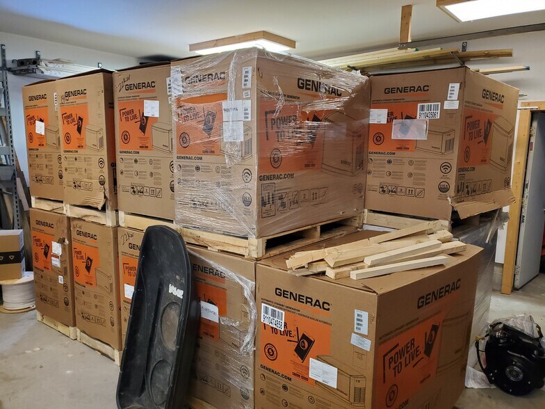 More Photos Of 2191 Valley Rd, Honor Service For Sale