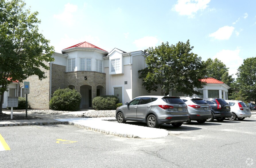 More Photos Of 613 Hope Rd, Eatontown Unknown For Lease