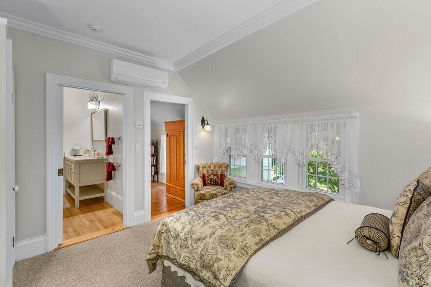 More Photos Of 22 High St, Camden Hospitality For Sale