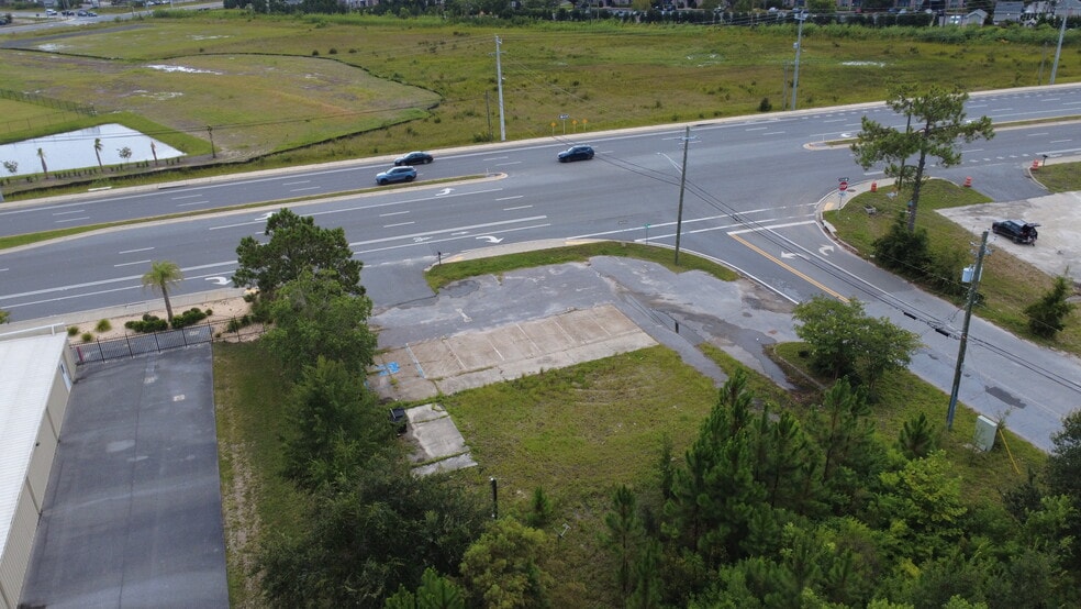More Photos Of 3931 W Highway 390, Panama City Service Station For Sale