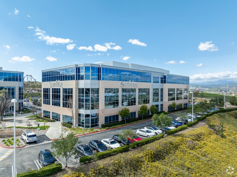More Photos Of 27770 N Entertainment Dr, Santa Clarita Office For Lease