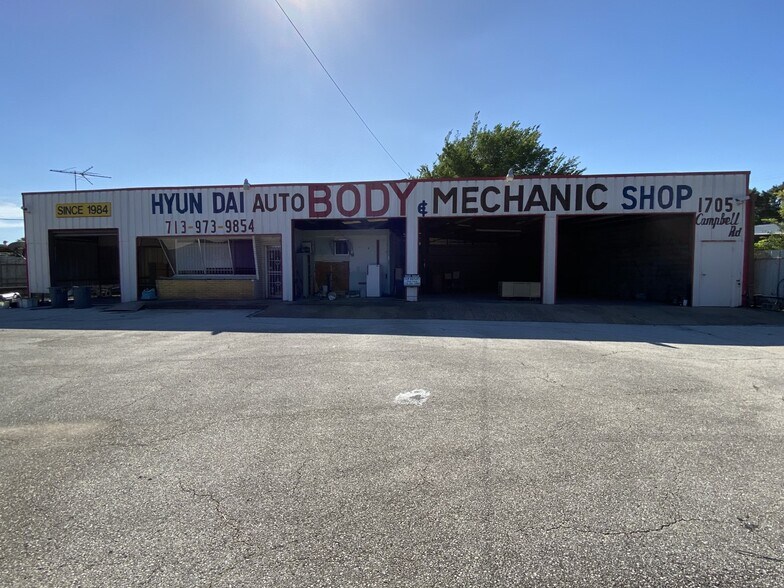 Primary Photo Of 1705 Campbell Rd, Houston Auto Repair For Lease