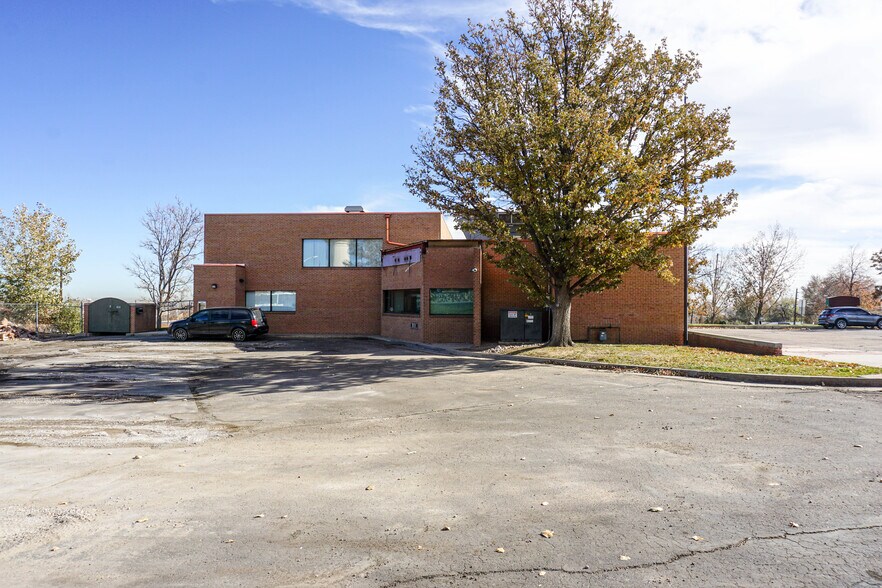 More Photos Of 8410 Umatilla St, Denver Office For Lease