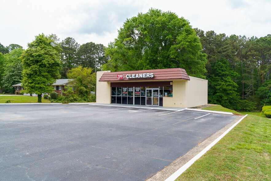 More Photos Of 1735 Highway 138 SW, Riverdale General Retail For Sale