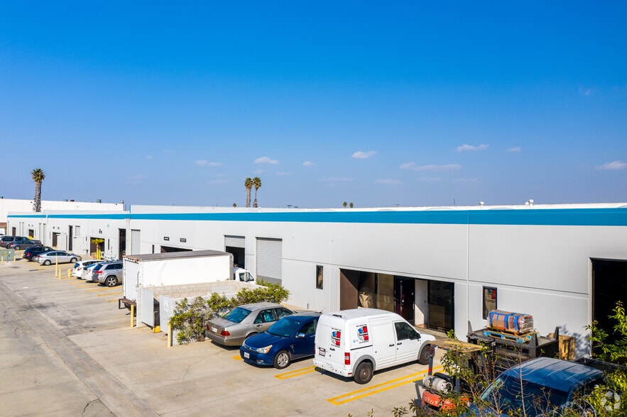 More Photos Of 24418 S Main St, Carson Flex For Lease