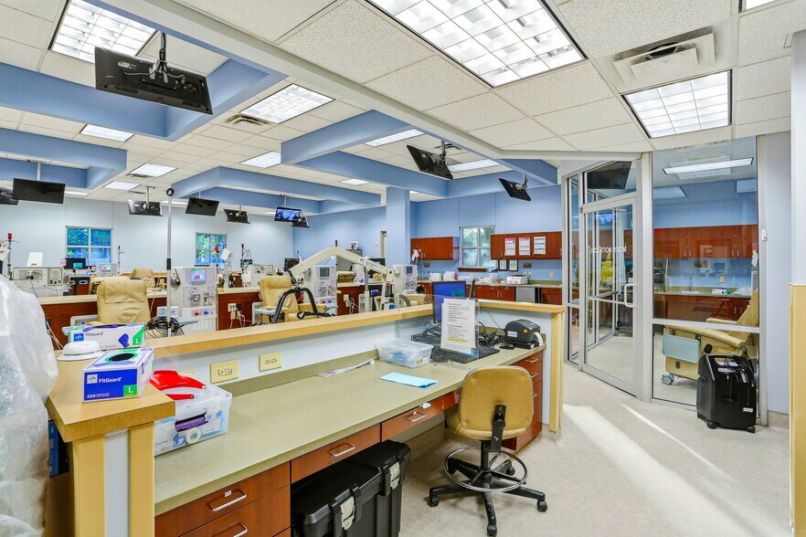 More Photos Of 137 Palo Alto Rd, San Antonio Healthcare For Sale