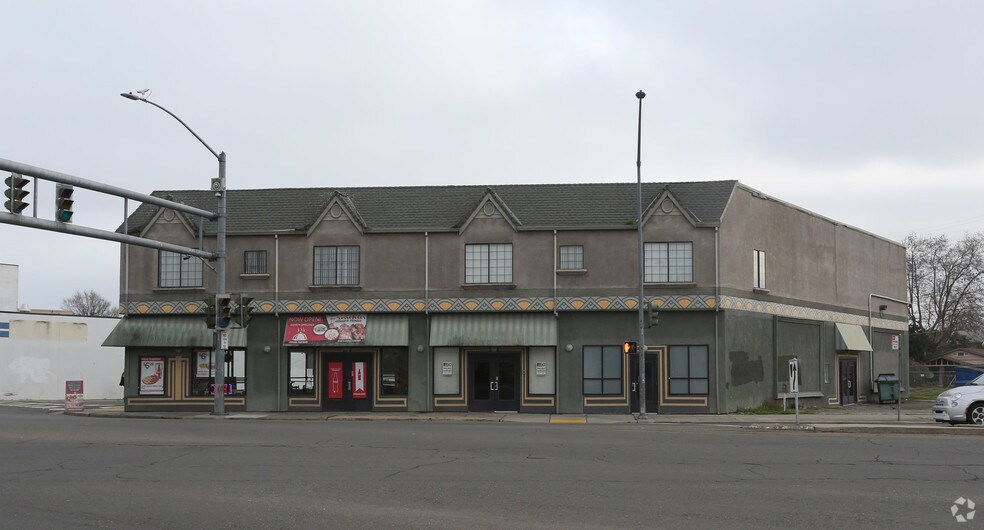 More Photos Of 2322-2326 Del Paso Blvd, Sacramento Storefront Retail Residential For Sale