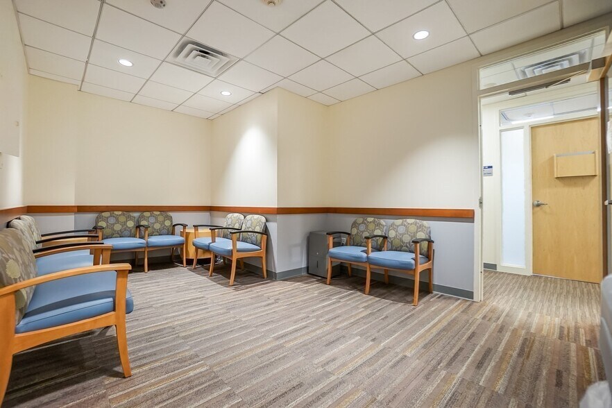 More Photos Of 20 Hope Ave, Waltham Medical For Sale