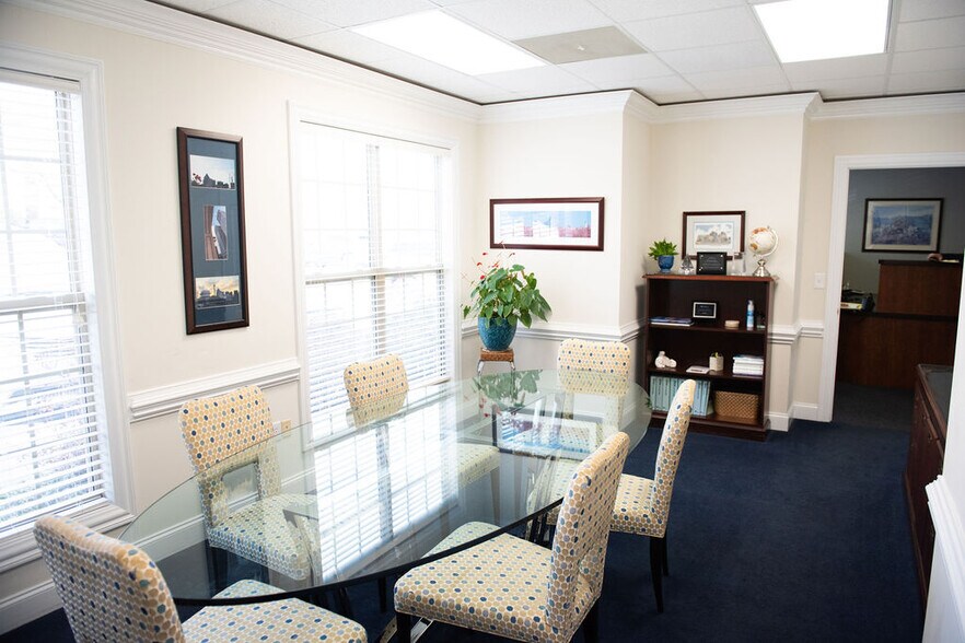 More Photos Of 3707 W Market St, Greensboro Office For Sale