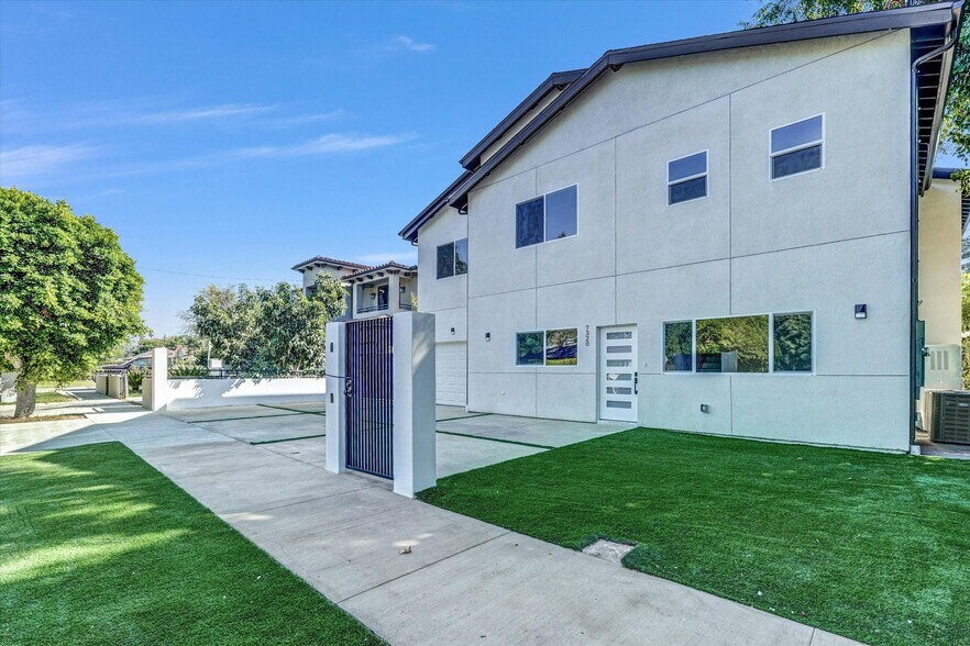 More Photos Of 7322 Newcastle Ave, Reseda Apartments For Sale