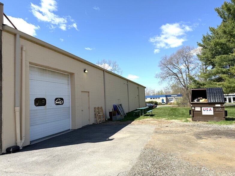 More Photos Of 100 Union City Rd, Prospect Light Manufacturing For Sale