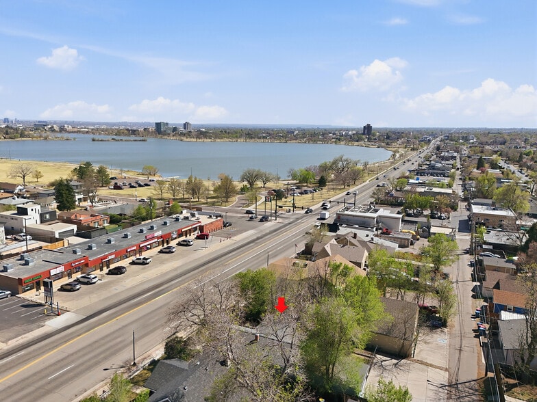 More Photos Of 2553 Sheridan Blvd, Edgewater Storefront Retail Office For Sale
