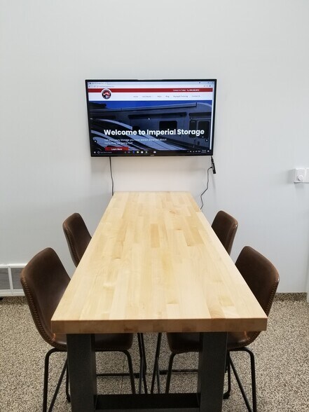 More Photos Of 3550 Imperial St, Frederick Self Storage For Sale