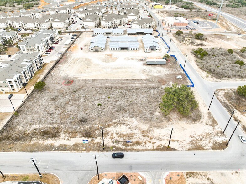 More Photos Of 211 Crossing, San Antonio Land For Sale