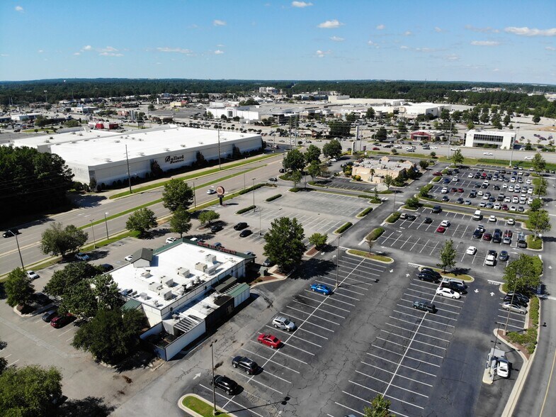 More Photos Of 151 Glensford Dr, Fayetteville Land For Lease