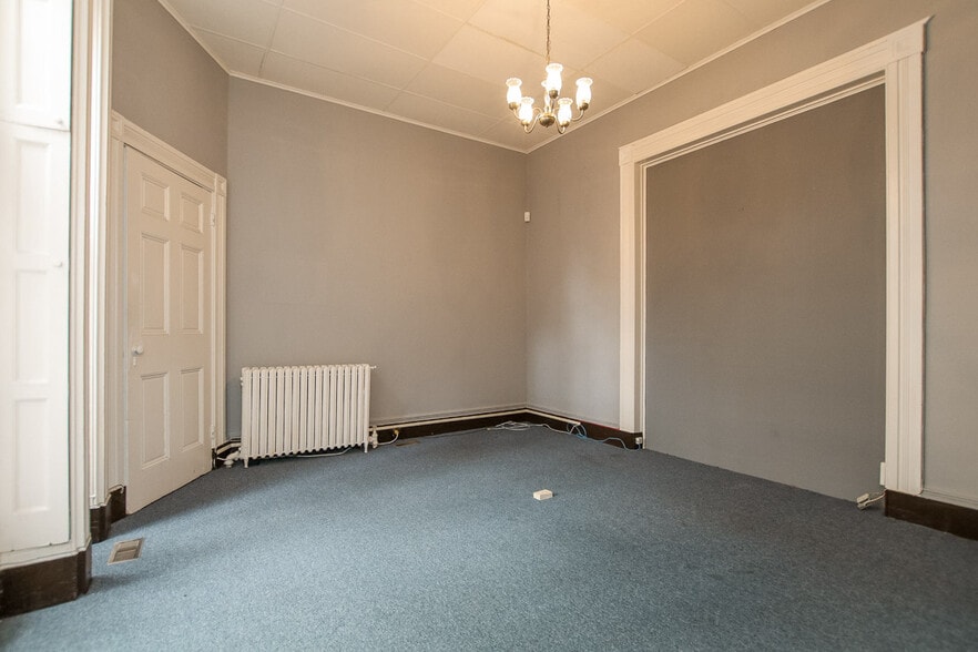 More Photos Of 18 W Franklin St, Baltimore Office Residential For Sale