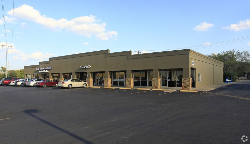 More Photos Of 2411-2501 Williams Dr, Georgetown Unknown For Lease
