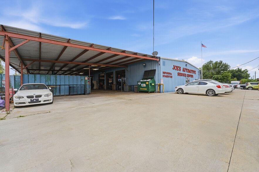 More Photos Of 658 Aldine Mail Route Rd, Houston Auto Repair For Sale