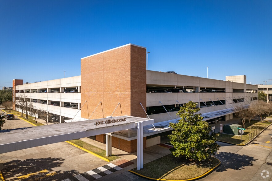 More Photos Of 7900 Fannin St, Houston Medical For Lease