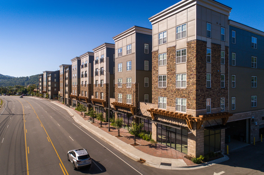 Primary Photo Of 850 Blowing Rock Rd, Boone Apartments For Lease