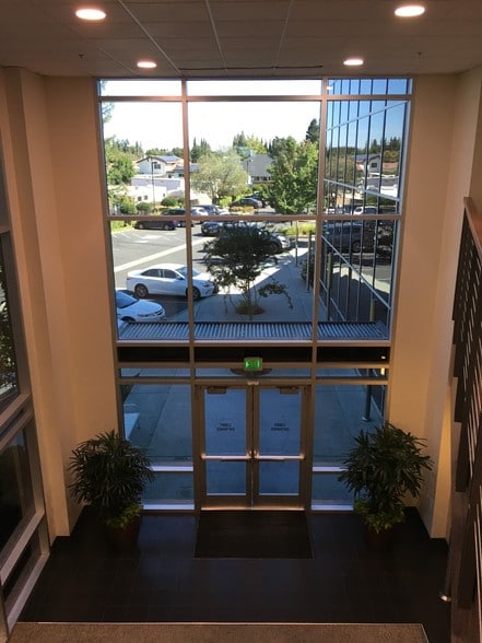 More Photos Of 9355 E Stockton Blvd, Elk Grove Office For Lease