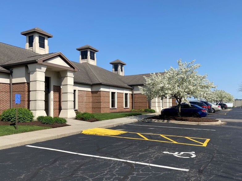 More Photos Of 1475-1495 W Main St, Tipp City Medical For Lease