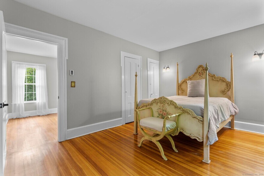 More Photos Of 286 Marlborough St, Portland Storefront Retail Residential For Sale