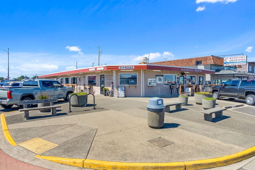 More Photos Of 2401 Westhaven Dr, Westport Flex For Sale