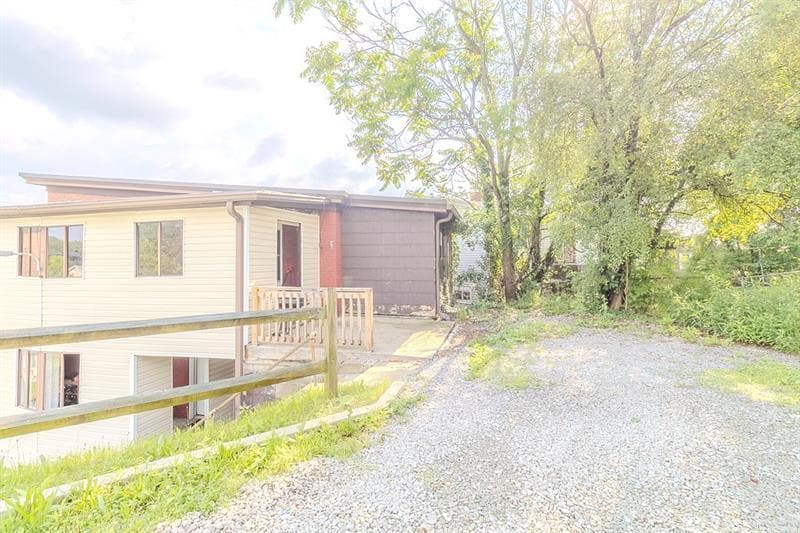 More Photos Of 5801 Lincoln Ave, Export Apartments For Sale