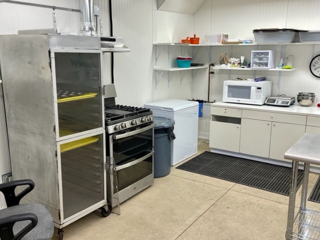 More Photos Of 233 5th St, Lacon Storefront Retail Residential For Lease