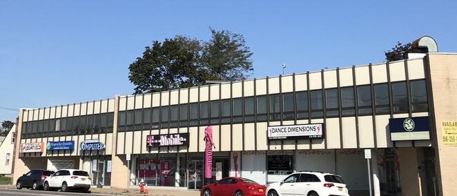 Primary Photo Of 535 S Broadway, Hicksville Office For Lease