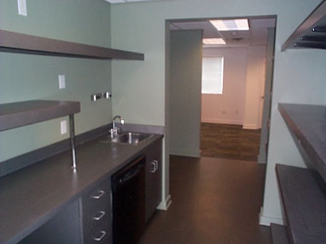 More Photos Of 178 Main St, Biloxi Office For Lease