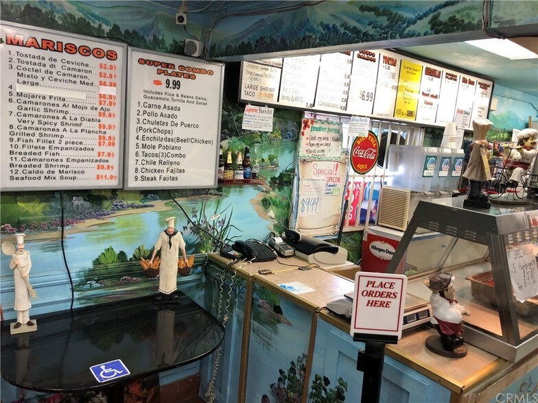 More Photos Of 17941 Grand Ave, Lake Elsinore Convenience Store For Lease