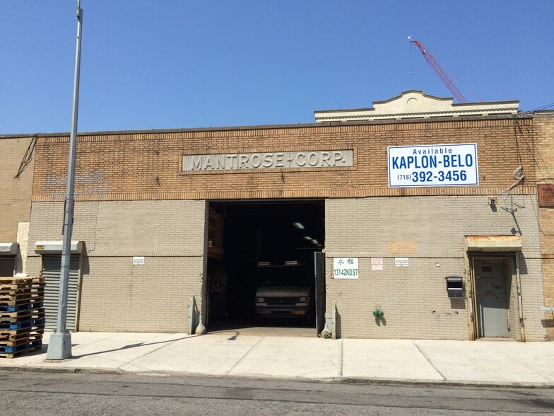 More Photos Of 131 42nd St, Brooklyn Warehouse For Sale
