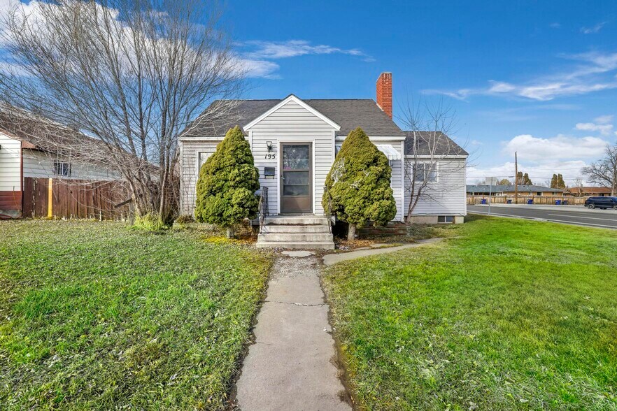 Primary Photo Of 125 Shoup Ave W, Twin Falls Multifamily For Sale