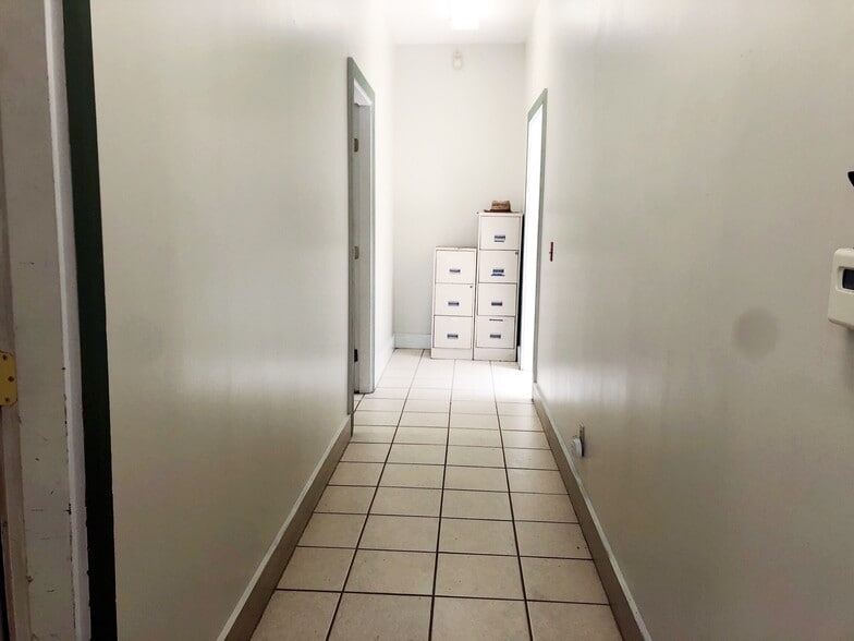 More Photos Of 5230 E 12th St, Oakland Warehouse For Sale