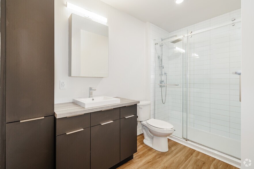 More Photos Of 5250 Rue Molson, Montréal Apartments For Lease