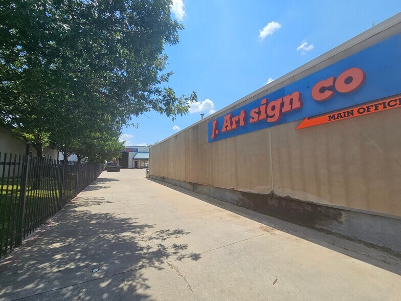 More Photos Of , Dallas Unknown For Sale