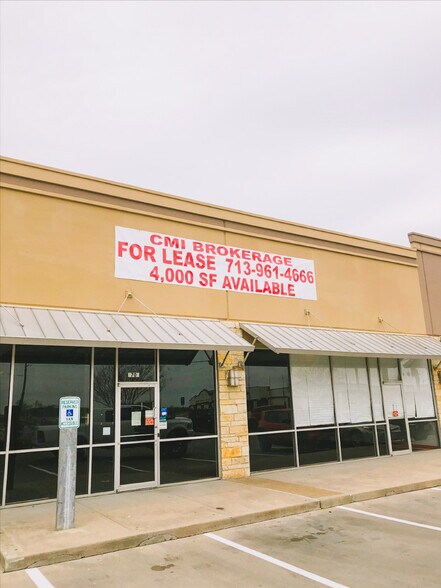 More Photos Of 3703 FM 2765, El Campo Unknown For Lease