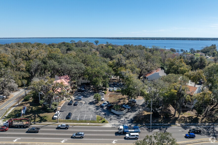 More Photos Of 2233 Park Ave, Orange Park Office For Sale