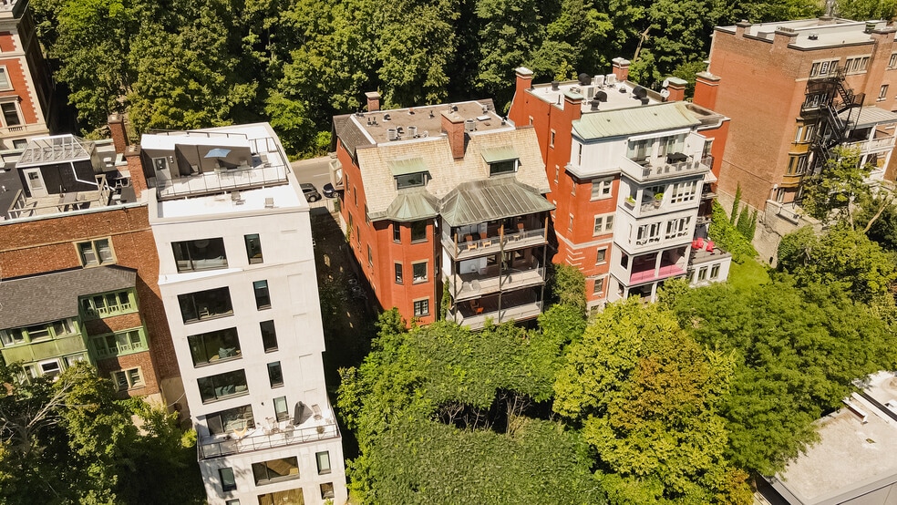 More Photos Of 1290 Av Des Pins O, Montréal Apartments For Sale