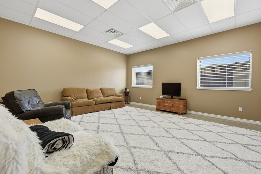 More Photos Of 8826 Gauge Dr, College Station Industrial For Sale