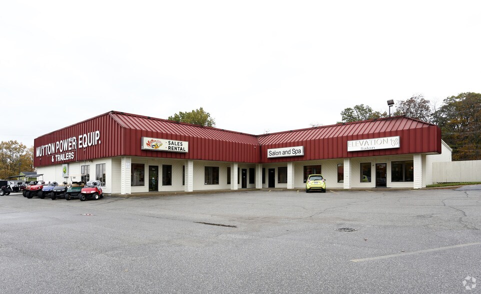 More Photos Of 7710-7730 Lima Rd, Fort Wayne Unknown For Lease