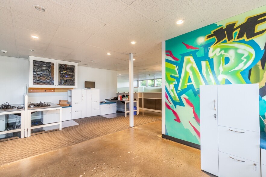 More Photos Of 2063 E 3900 S, Salt Lake City Office For Lease