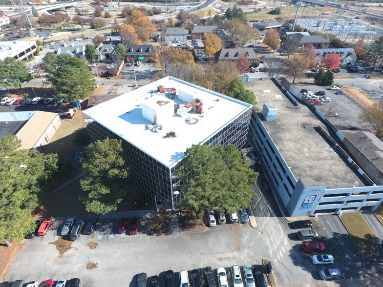 More Photos Of 1068 Cresthaven Rd, Memphis Medical For Lease