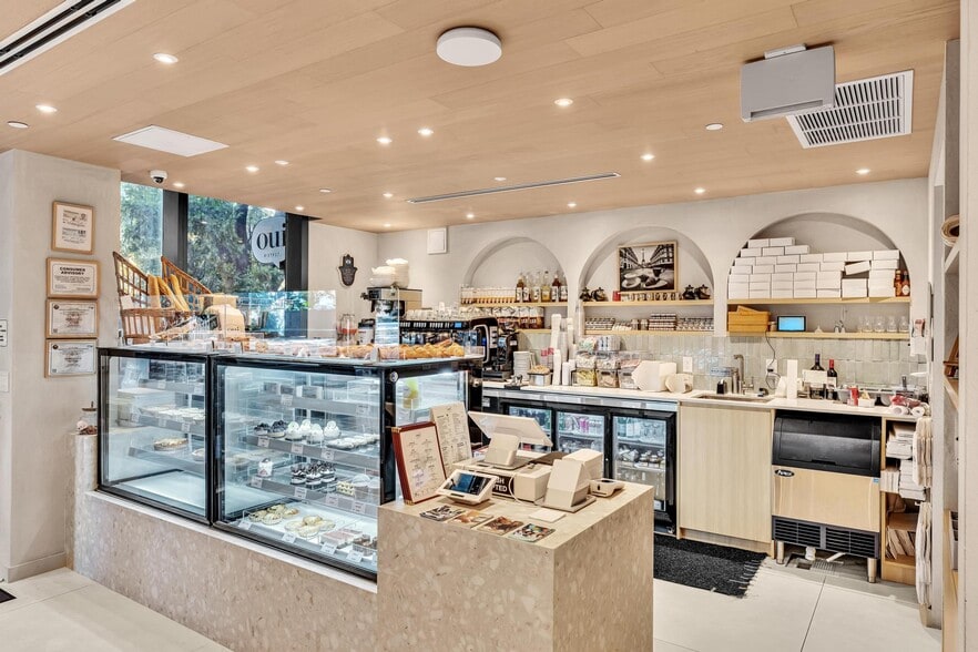 More Photos Of 5700 Biscayne Blvd, Miami Apartments For Sale