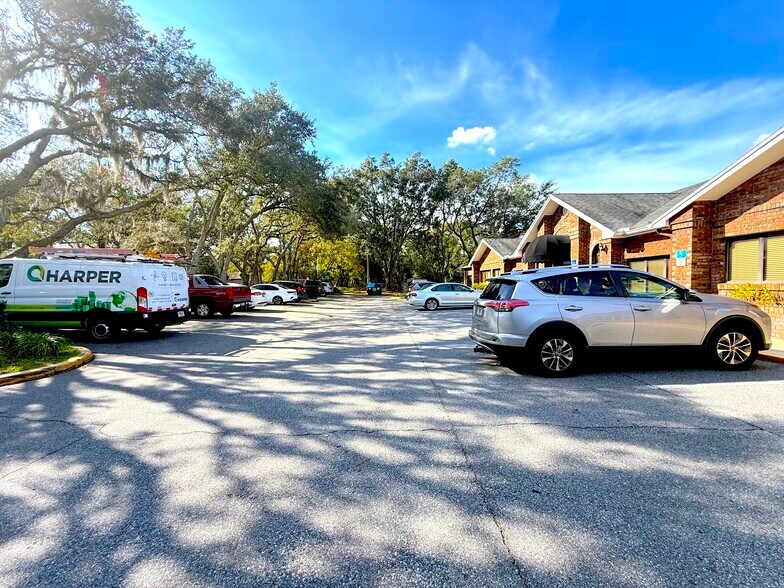 More Photos Of 125 W Pineview St, Altamonte Springs Medical For Lease