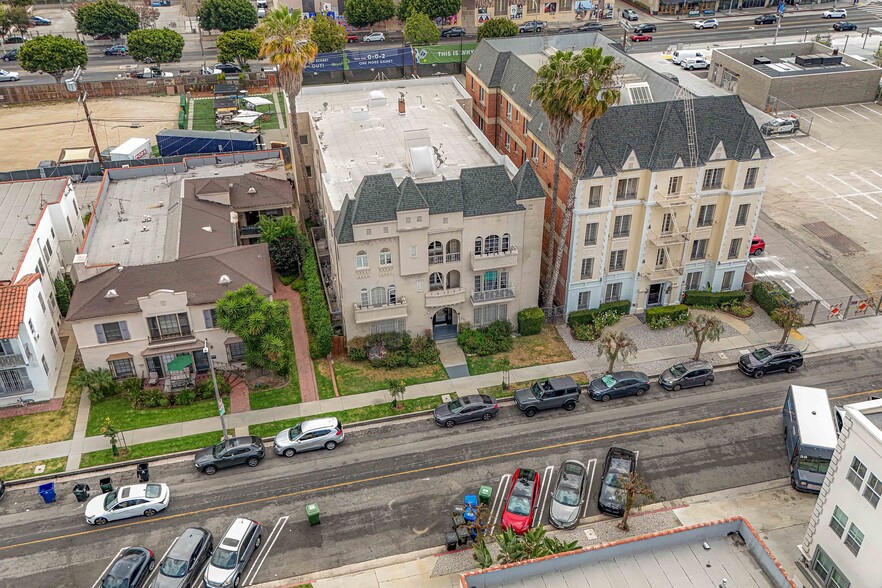 More Photos Of 650 S Detroit St, Los Angeles Apartments For Sale