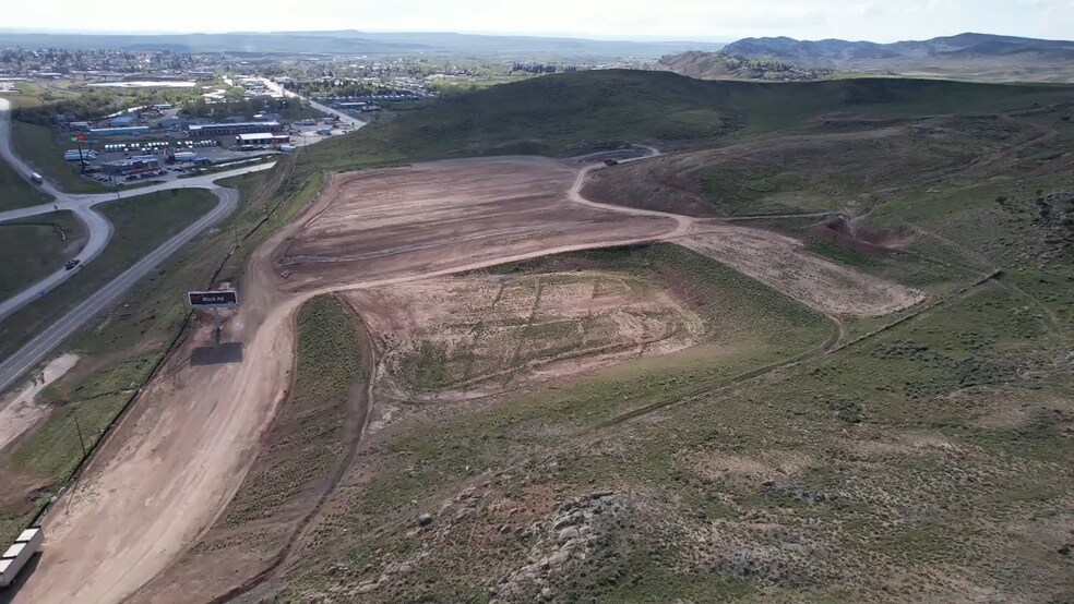 More Photos Of NWC East Service Rd @ Sage Industrial Rd, Evanston Specialty For Sale