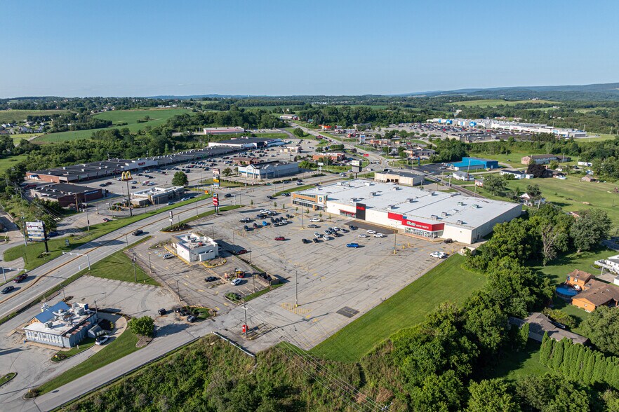 More Photos Of 100 Cross Roads Plz, Mount Pleasant Freestanding For Lease